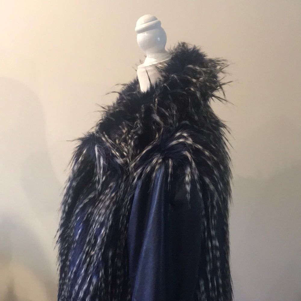 Jacket - Picture 3 of 8